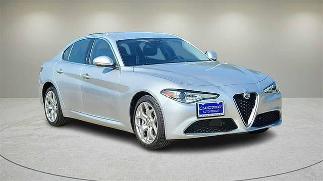 2019 Alfa Romeo Giulia Ti AWD photo