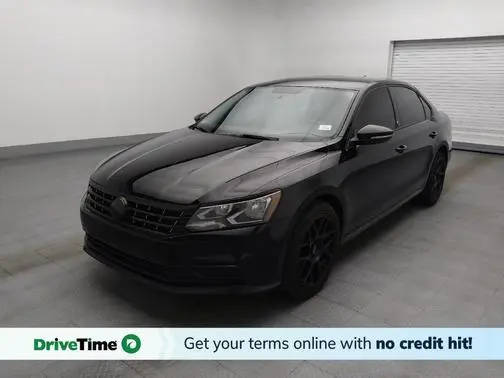 2019 Volkswagen Passat 2.0T Wolfsburg Edition FWD photo