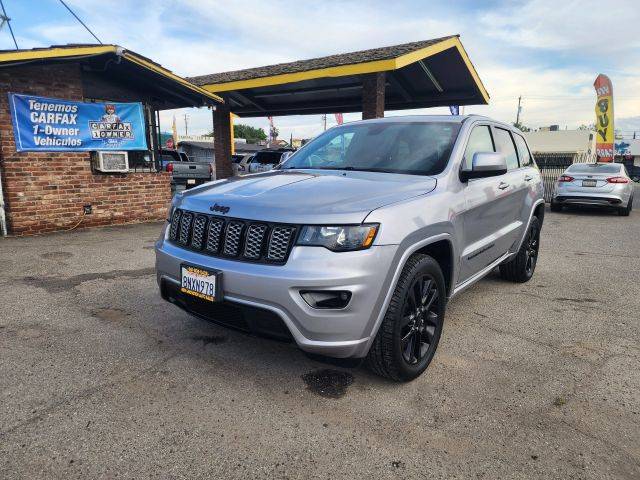 2019 Jeep Grand Cherokee Altitude 4WD photo