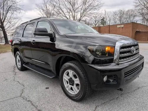 2015 Toyota Sequoia SR5 4WD photo