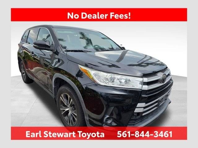2019 Toyota Highlander LE AWD photo