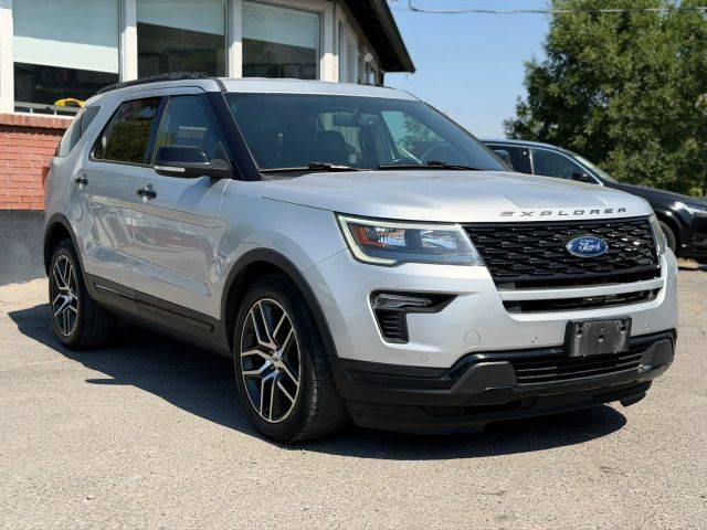 2019 Ford Explorer Sport 4WD photo