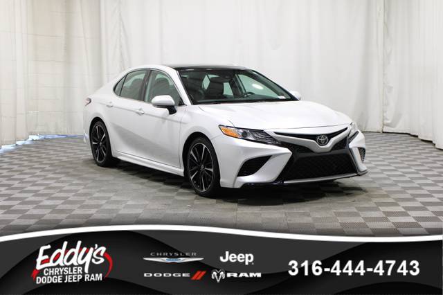 2020 Toyota Camry XSE V6 FWD photo