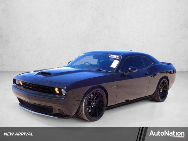 2019 Dodge Challenger R/T RWD photo