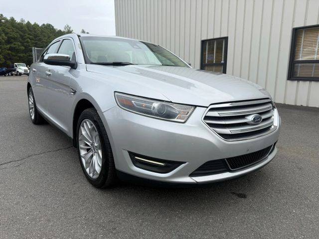 2018 Ford Taurus Limited FWD photo