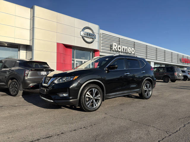 2017 Nissan Rogue SL AWD photo