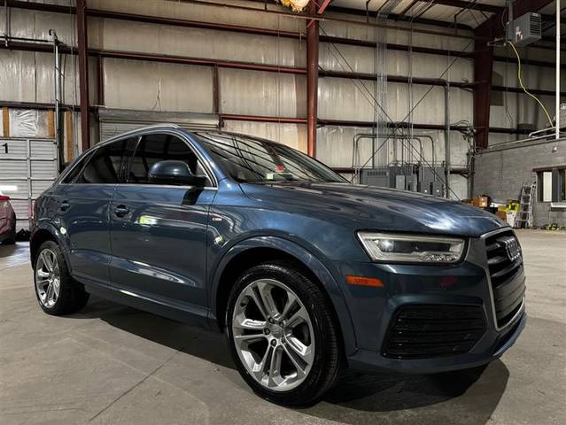 2016 Audi Q3 Prestige AWD photo