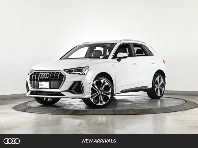 2020 Audi Q3 S line Prestige AWD photo