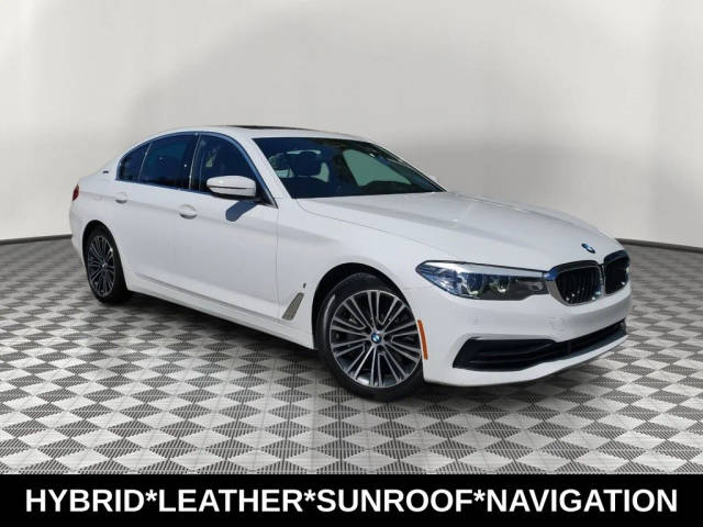 2019 BMW 5 Series 530e iPerformance RWD photo