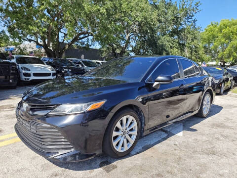 2019 Toyota Camry LE FWD photo