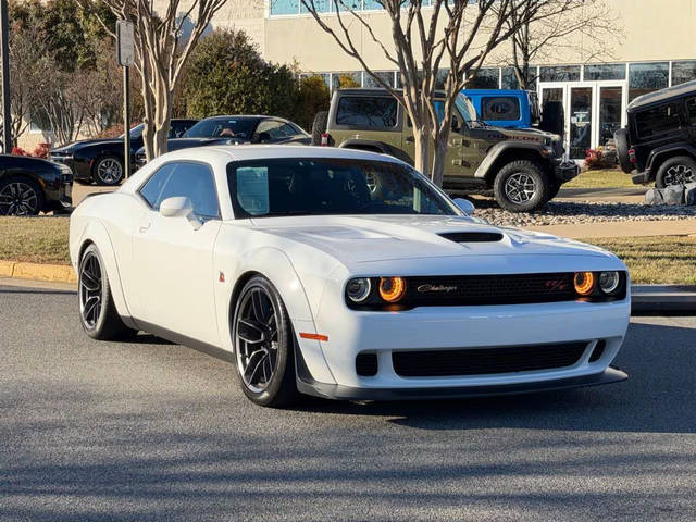 2019 Dodge Challenger R/T Scat Pack Widebody RWD photo