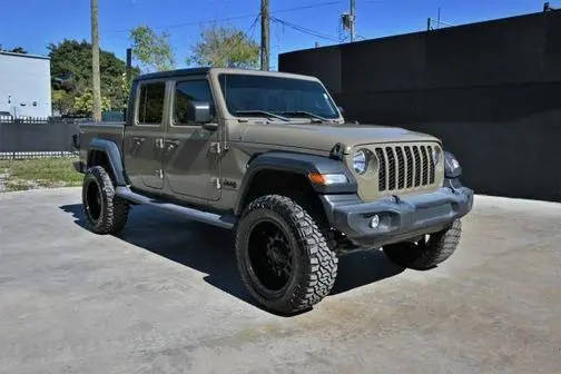 2020 Jeep Gladiator Sport S 4WD photo