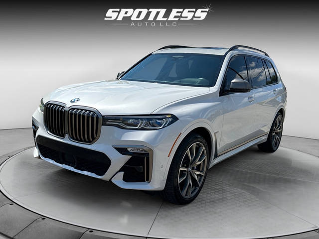 2020 BMW X7 M50i AWD photo