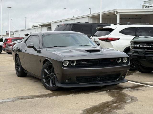 2019 Dodge Challenger R/T Scat Pack RWD photo