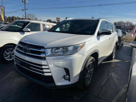 2019 Toyota Highlander XLE FWD photo