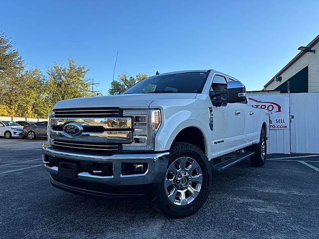 2019 Ford F-250 Super Duty LARIAT 4WD photo