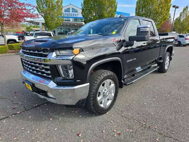 2020 Chevrolet Silverado 3500HD LTZ 4WD photo