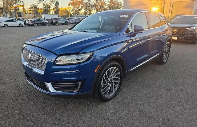 2020 Lincoln Nautilus Reserve FWD photo