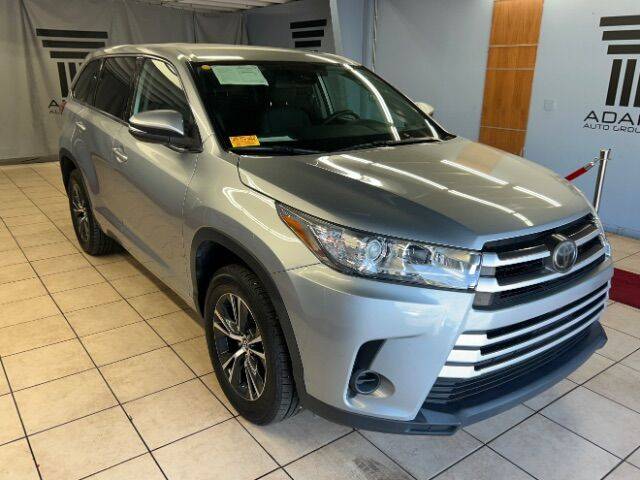 2018 Toyota Highlander LE FWD photo