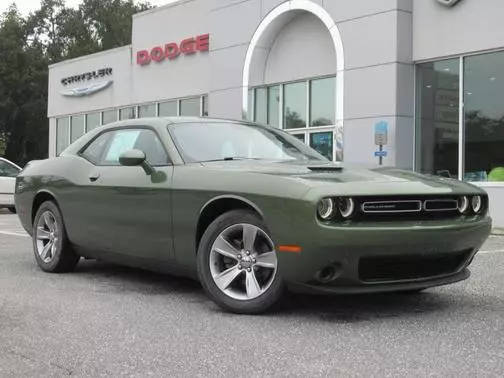 2019 Dodge Challenger SXT RWD photo