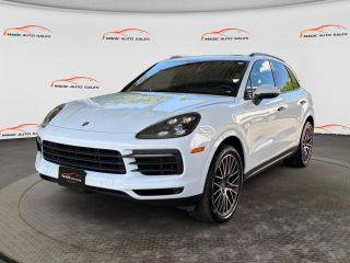 2020 Porsche Cayenne  AWD photo