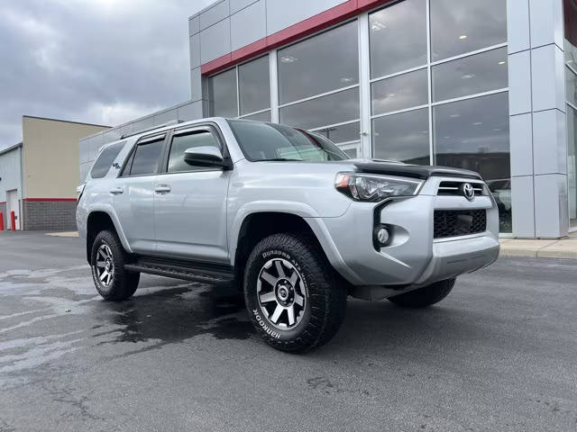 2020 Toyota 4Runner TRD Off Road 4WD photo