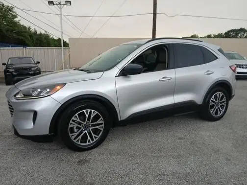 2020 Ford Escape SEL FWD photo