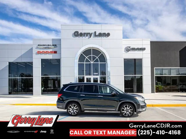 2020 Honda Pilot Touring 8-Passenger FWD photo