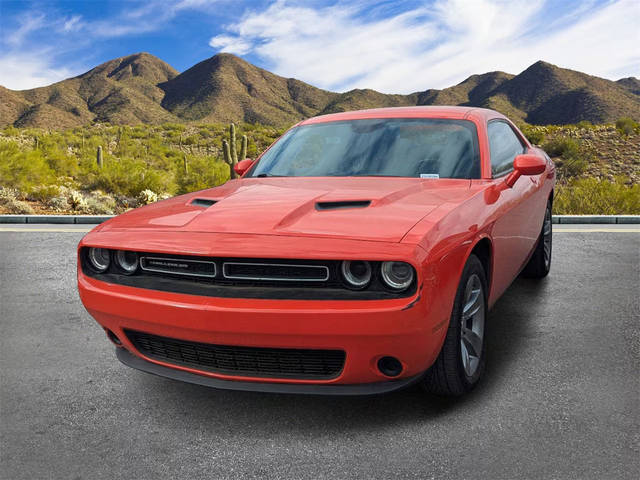 2019 Dodge Challenger SXT RWD photo