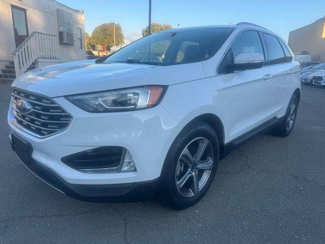 2020 Ford Edge SEL FWD photo