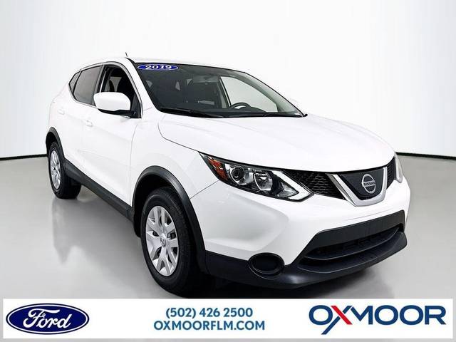 2019 Nissan Rogue Sport S FWD photo