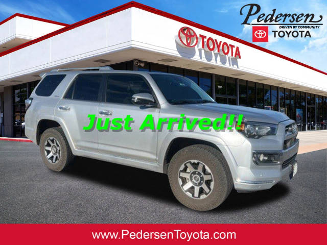 2020 Toyota 4Runner Limited 4WD photo