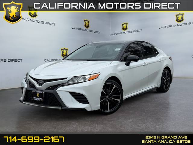 2020 Toyota Camry XSE FWD photo