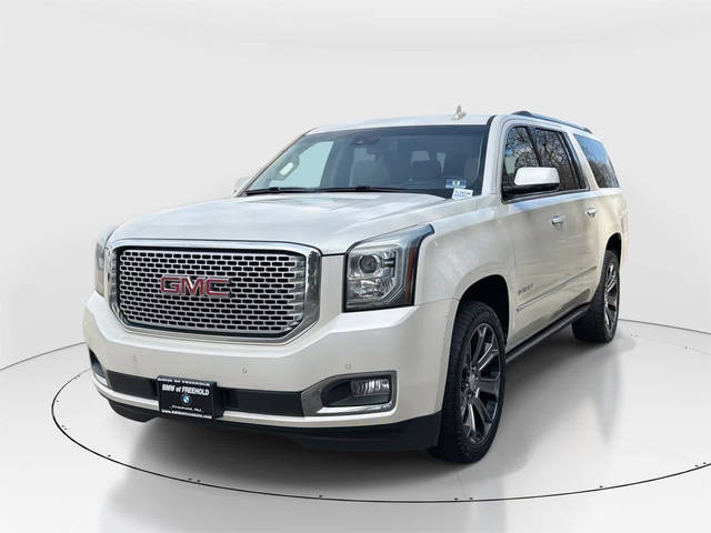 2015 GMC Yukon XL Denali 4WD photo