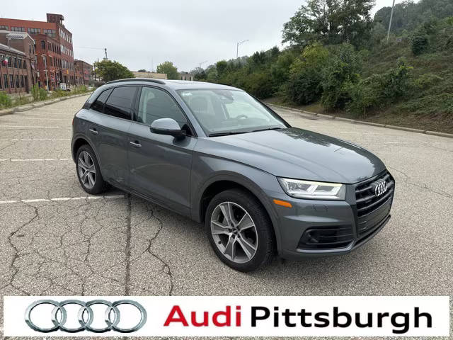 2020 Audi Q5 Premium Plus AWD photo