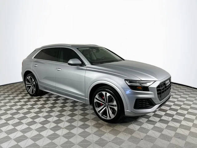 2019 Audi Q8 Premium Plus AWD photo