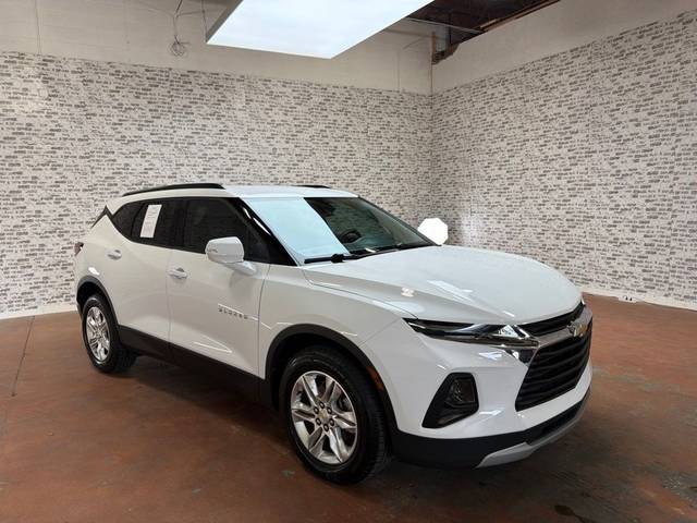 2020 Chevrolet Blazer LT FWD photo
