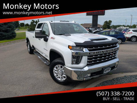 2020 Chevrolet Silverado 3500HD LTZ 4WD photo