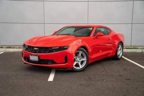 2020 Chevrolet Camaro 1LT RWD photo