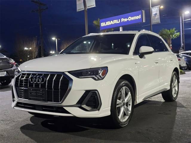 2020 Audi Q3 S line Premium Plus AWD photo