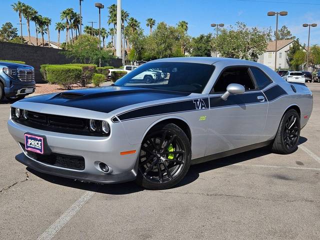 2019 Dodge Challenger R/T Scat Pack RWD photo