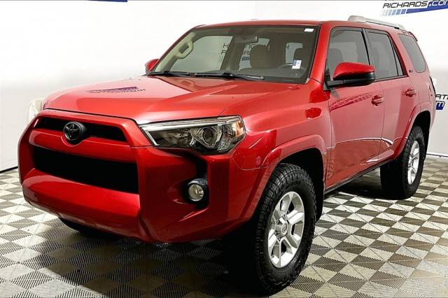 2018 Toyota 4Runner SR5 4WD photo