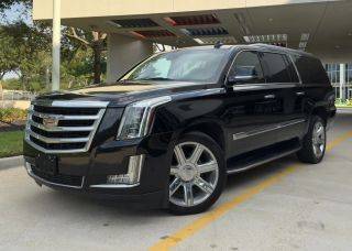 2019 Cadillac Escalade ESV Luxury RWD photo