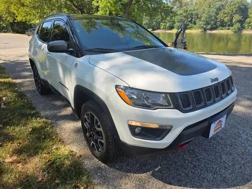 2019 Jeep Compass Trailhawk 4WD photo