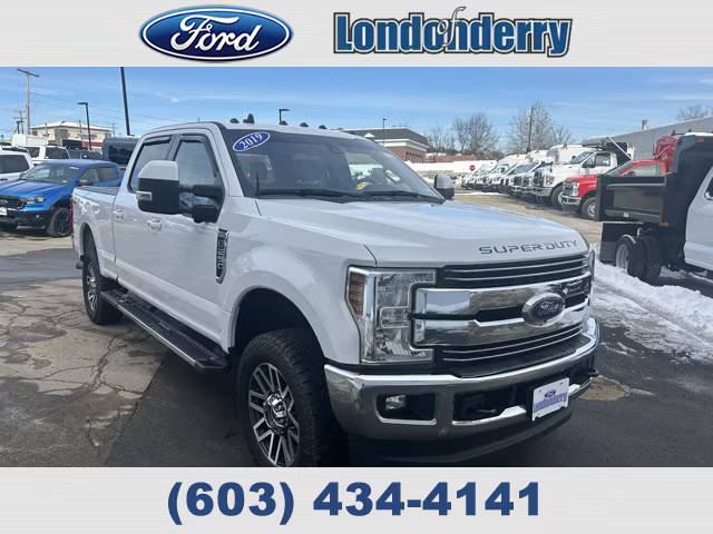 2019 Ford F-250 Super Duty LARIAT 4WD photo