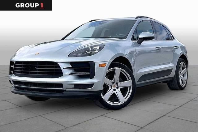 2020 Porsche Macan AWD photo
