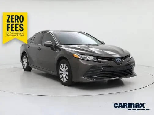2020 Toyota Camry Hybrid LE FWD photo