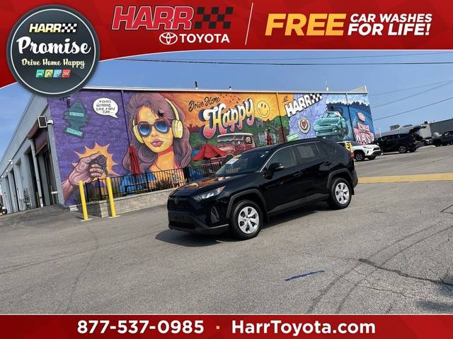 2019 Toyota RAV4 LE AWD photo