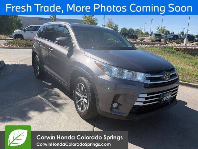 2019 Toyota Highlander XLE AWD photo