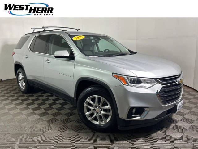 2019 Chevrolet Traverse LT Cloth AWD photo